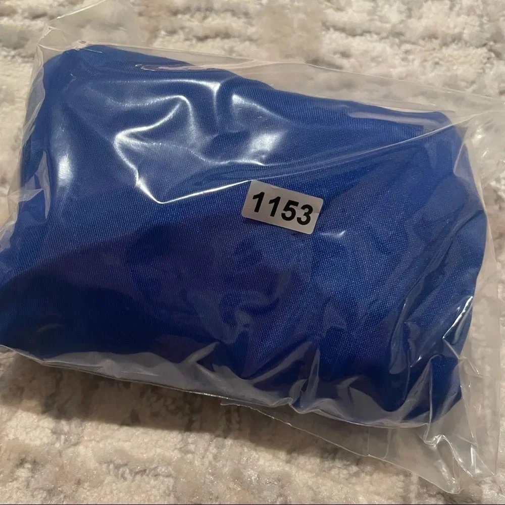🏷️ 5 for $25 - SPEEDO swimsuit
